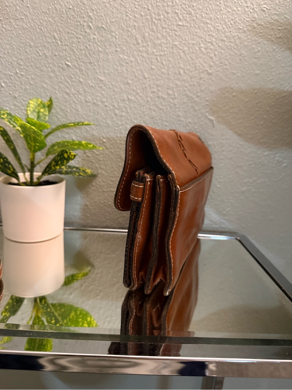Patricia Nash Bianco Heritage Brown Leather Crossbody Organizer - Picture 3 of 10